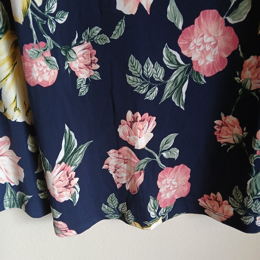 Short sleeve floral stretch shirt women’s blouse Size 2X - Picture 11 of 11